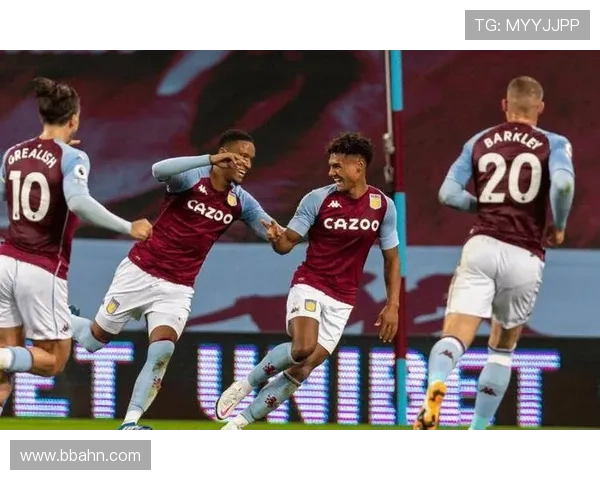 阿斯顿维拉战利兹联四将登场